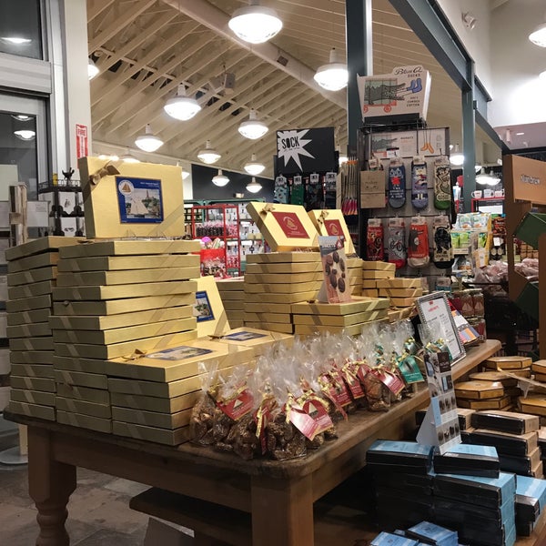 Photo taken at Shubie&#39;s Marketplace by Marlene G. on 1/19/2018