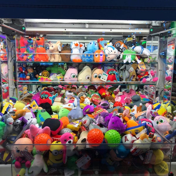 giant pikachu plush dave and busters