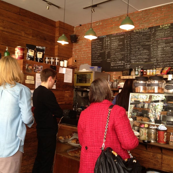 4/24/2013にYara E.がMojo Coffeeで撮った写真