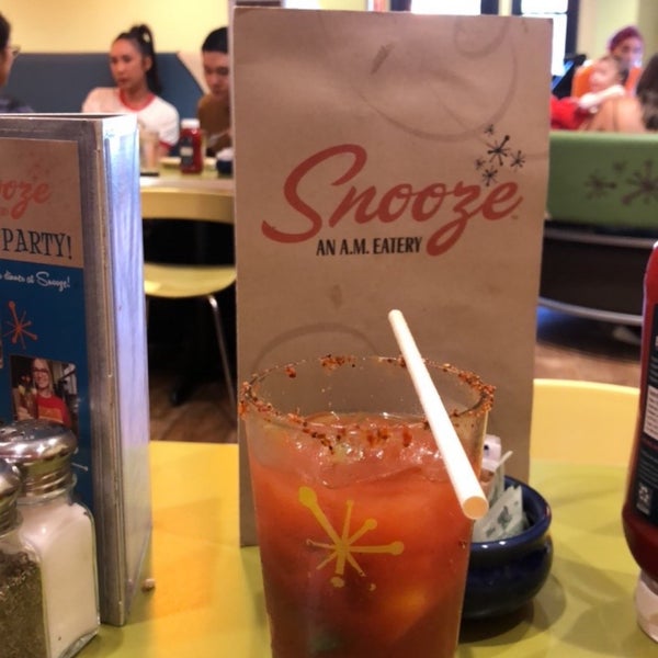 Photo taken at Snooze, an A.M. Eatery by Thomas P. on 10/20/2019