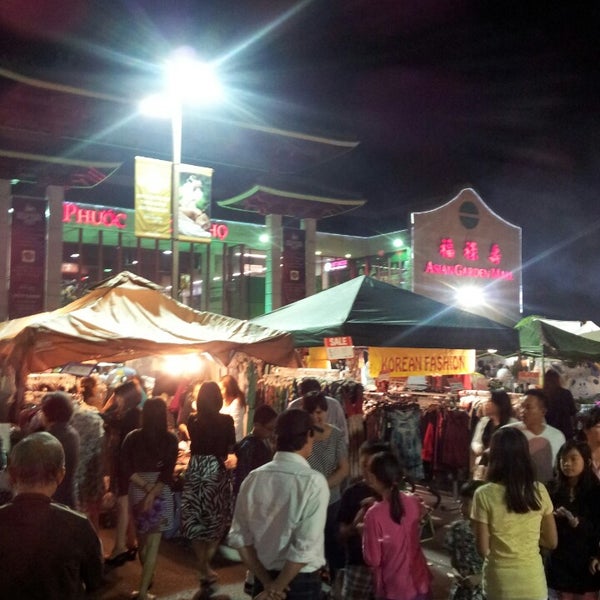 Asian Garden Mall Night Market Hours Fasci Garden