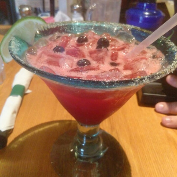 Photo taken at Chili&#39;s Grill &amp; Bar by Shana H. on 7/10/2015