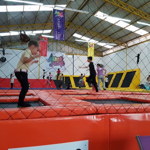 JumpJump Zona de Trampolines Lomas de Santa Anita, Aguascalientes