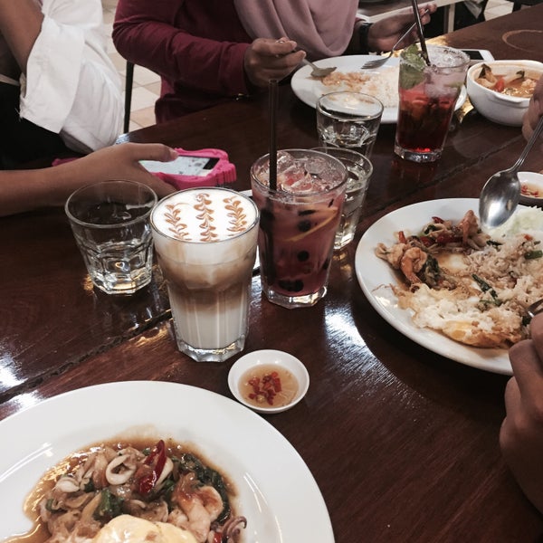 Кафе сабра. Кофе сабра. Грибоедов кафе чебоксары. Кафе в питере сабр. Сабра ижевск.