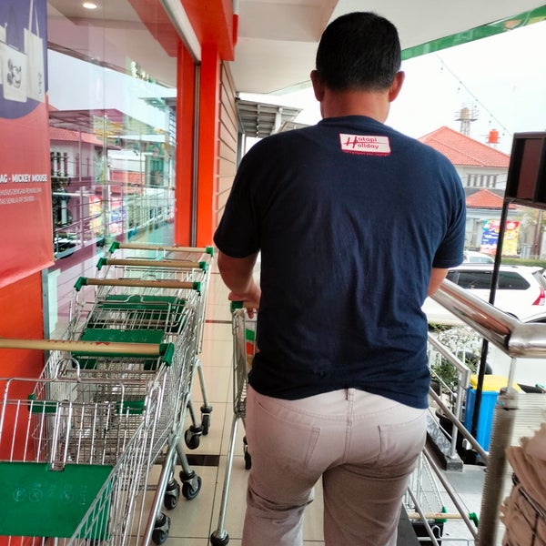 YOGYA Plaza Cimahi Toserba di Cimahi