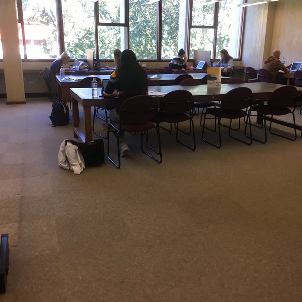 UWA Law Library College Library in Crawley