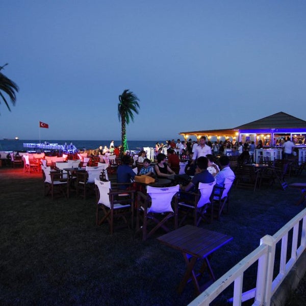 2/18/2014 tarihinde Shaya Beach Cafe &amp; Restaurantziyaretçi tarafından Shaya Beach Cafe &amp; Restaurant'de çekilen fotoğraf