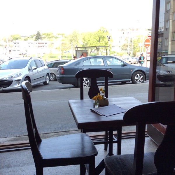 Photo taken at Coffee imrvére by Vali :. on 4/4/2014