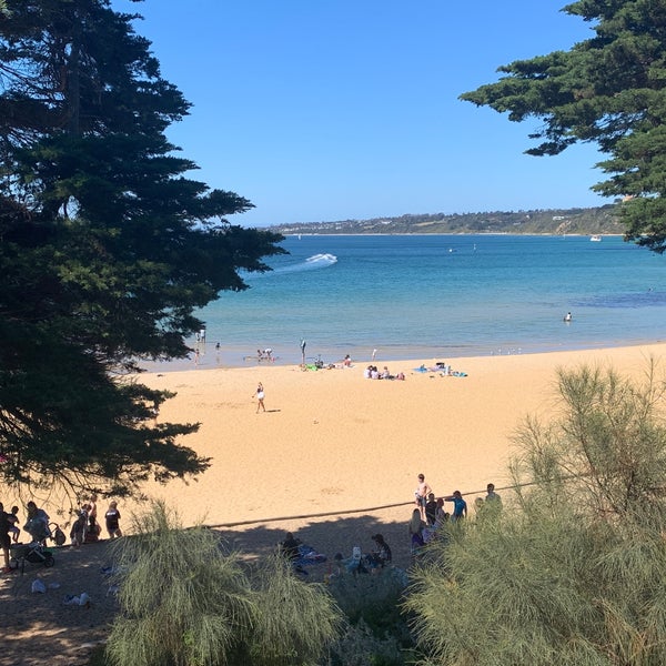Mornington Foreshore 1 tip from 140 visitors