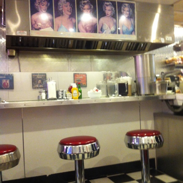 Photo taken at Lori&#39;s Diner by Providetc on 5/13/2013