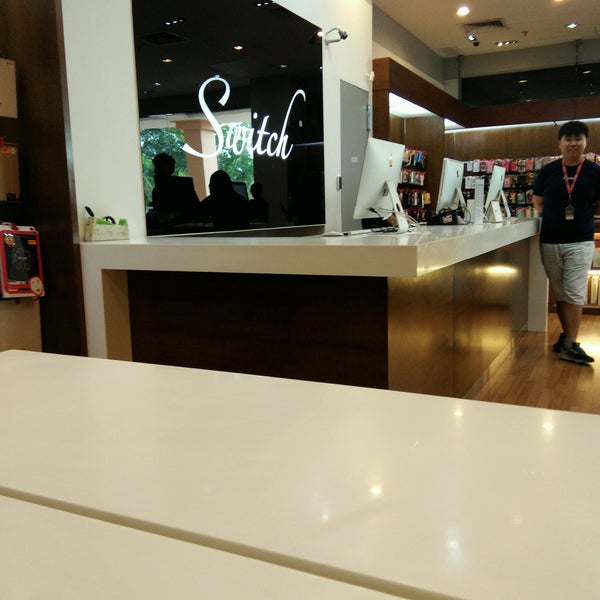 Photos At Switch Apple Premium Reseller Electronics Store In Seberang Jaya