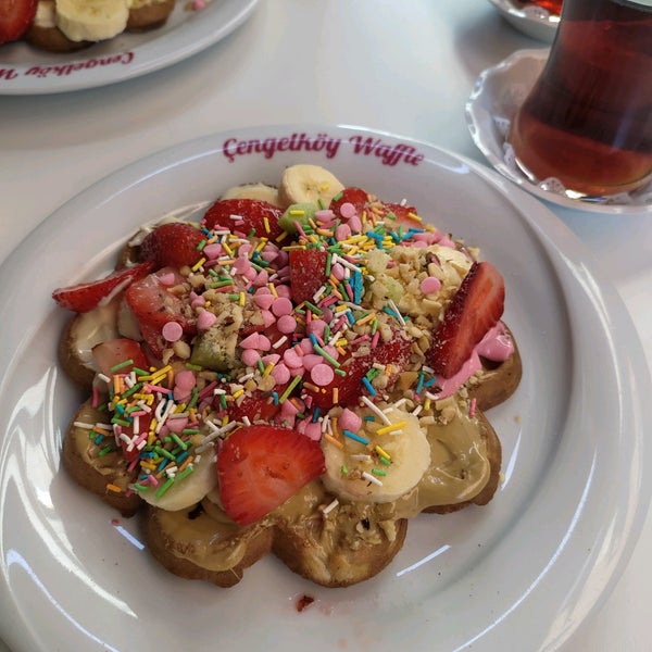 Photo taken at Çengelköy Waffle by F.E on 10/24/2020
