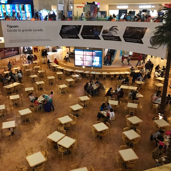 Photo prise au Angelópolis Lifestyle Center par Bar S. le8/8/2019