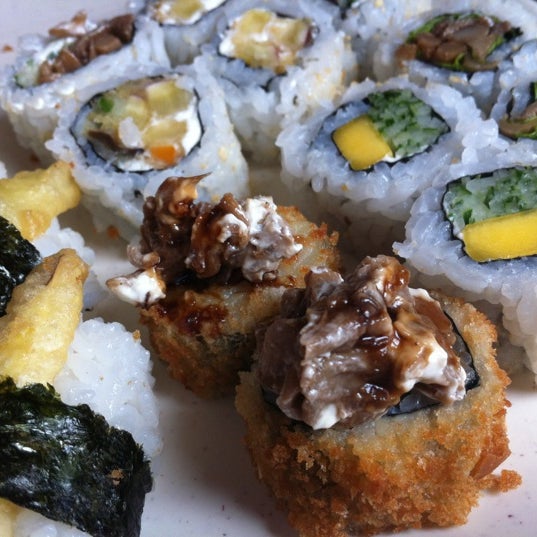 1/12/2013 tarihinde Allan N.ziyaretçi tarafından Restaurante Sushi Tori | 鳥'de çekilen fotoğraf