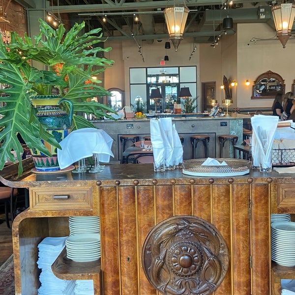 Oak & Ola New American Restaurant in Tampa