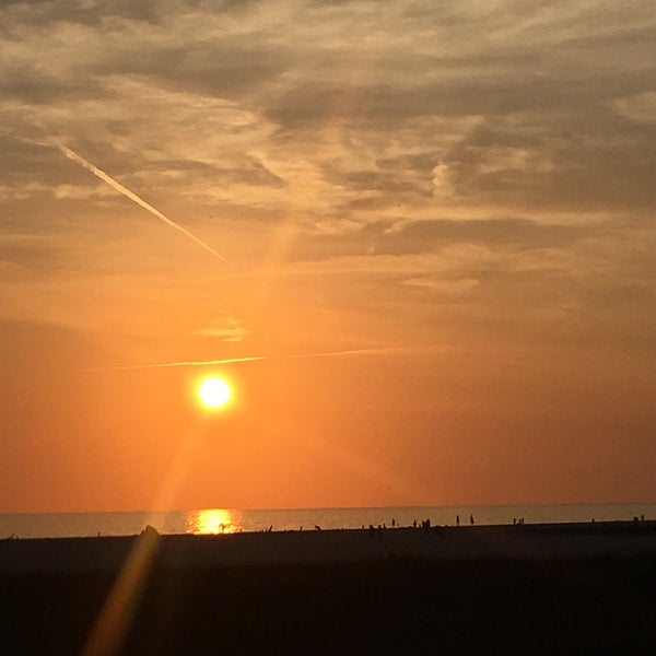 Снимок сделан в Sloppy Joe&#39;s On The Beach пользователем Jay K. 4/5/2019