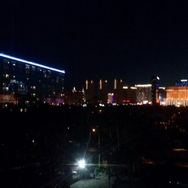 Photo taken at Casino Tower at Hard Rock Hotel &amp; Casino by Alelí G. on 7/18/2014
