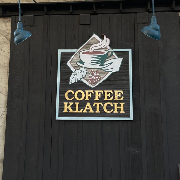 Foto tomada en Klatch Coffee  por فهد el 1/20/2022
