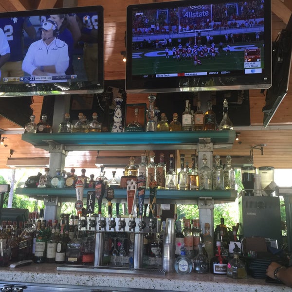 9/19/2015에 Denis P.님이 Tequila Bar &amp; Grille에서 찍은 사진