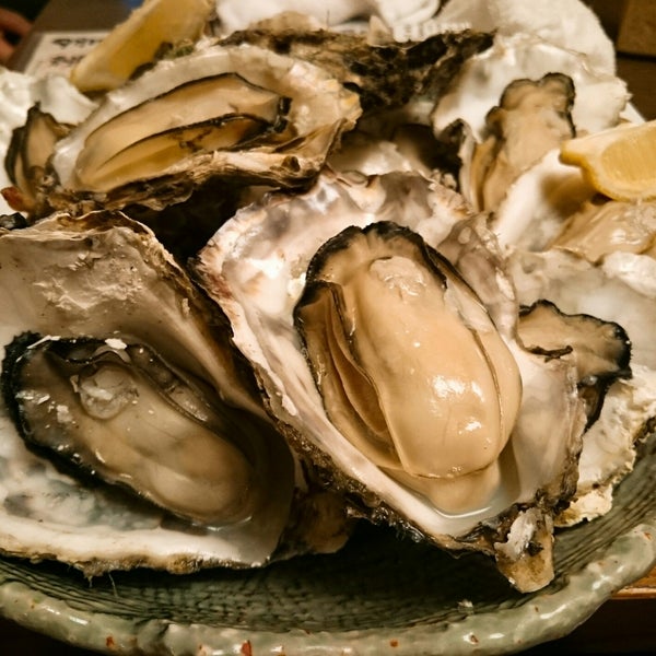 牡蠣 ひよっこ 商店 胡町 店