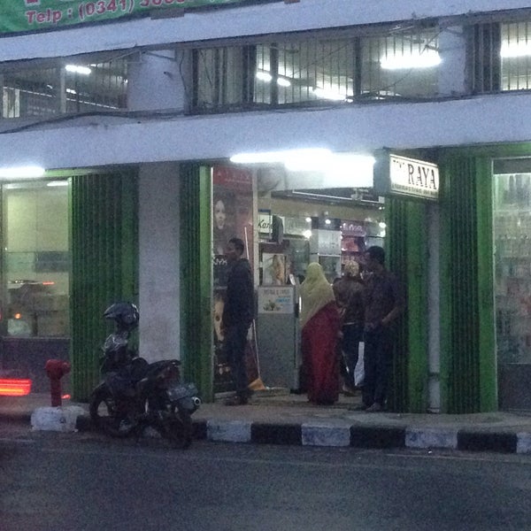  Toko  Raya  Toko  Kosmetik di Malang 