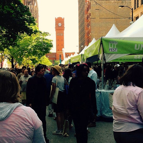 Printers Row Fine & Rare Books Bookstore in Printer's Row