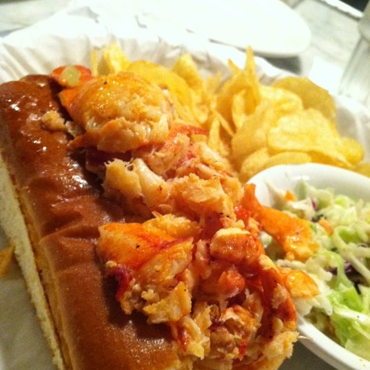 Sam's Chowder House 227 tavsiye