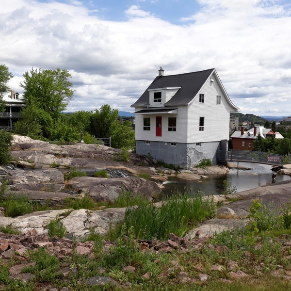 Petite Maison Blanche Saguenay, QC