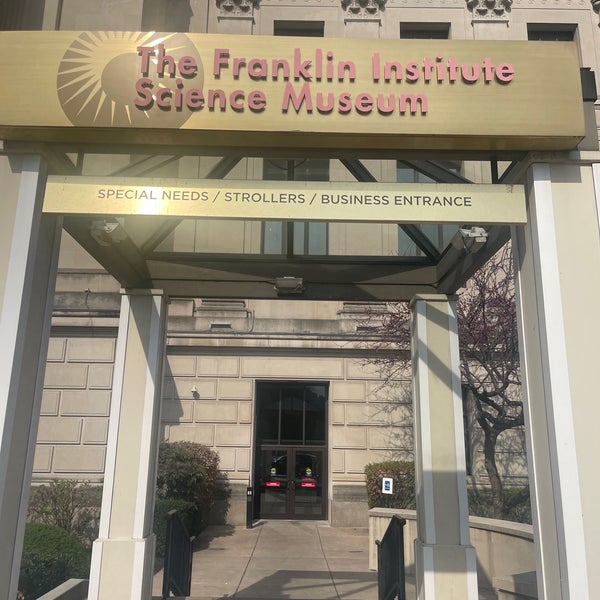 4/6/2023 tarihinde Leem L.ziyaretçi tarafından The Franklin Institute'de çekilen fotoğraf