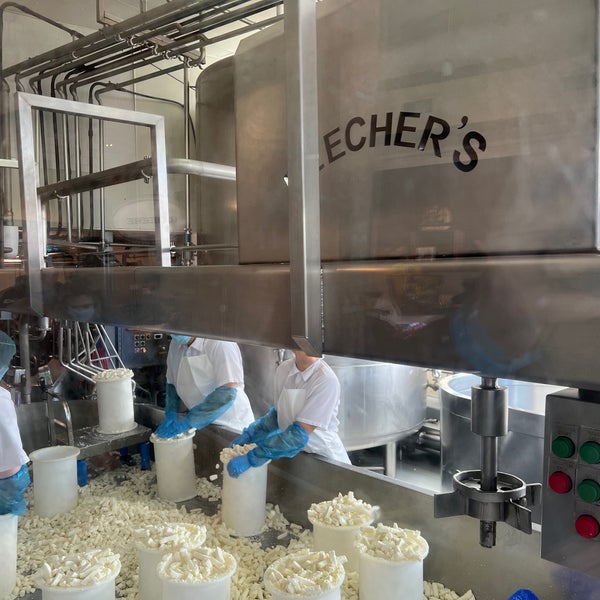Photo taken at Beecher&#39;s Handmade Cheese by Tommy M. on 4/2/2022