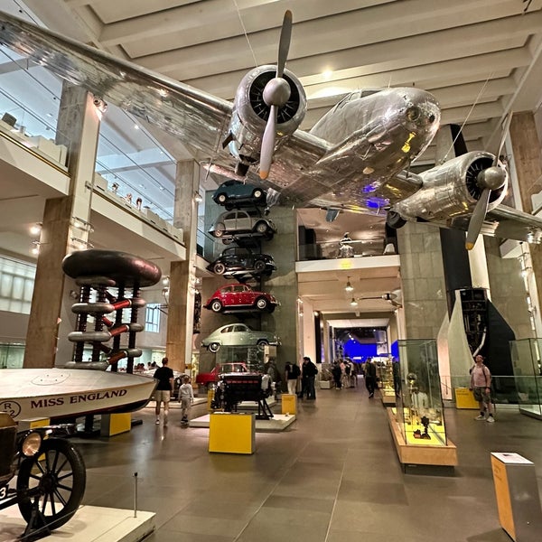 Photo taken at Science Museum by B R on 7/4/2023