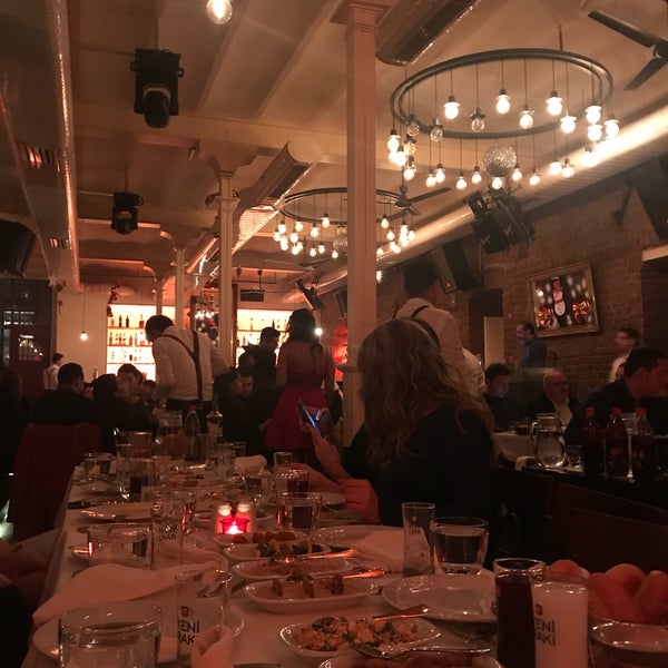 Foto scattata a Zarifi Restaurant da Selin Bektaş il 12/23/2017