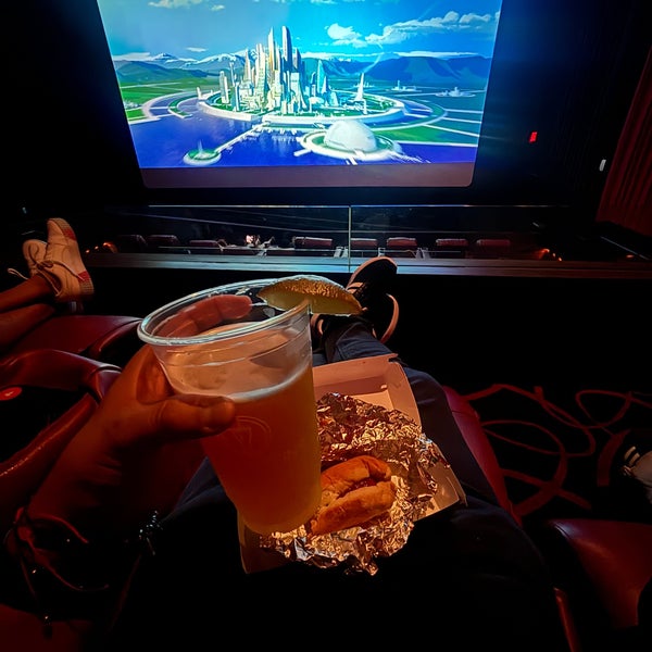Movie Theater Stafford Vanull