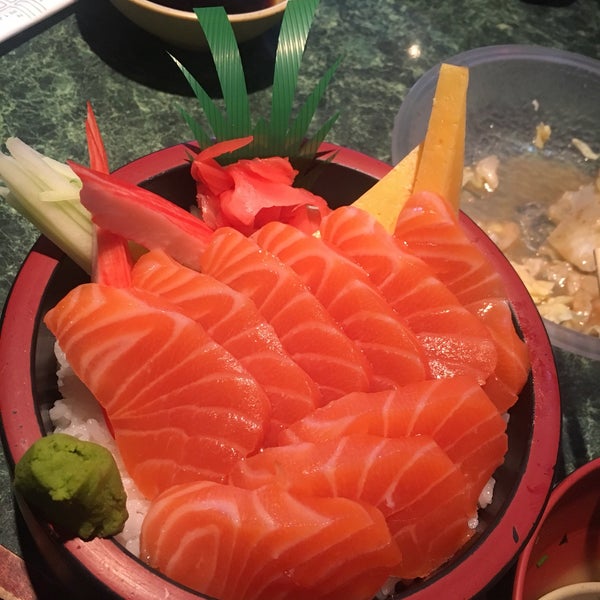 Bonsai Grill Sushi Restaurant in Arlington