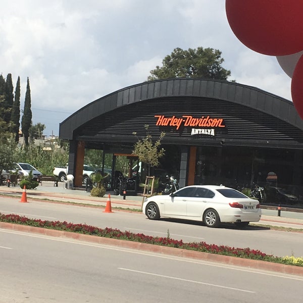 Foto tirada no(a) Harley-Davidson ® Antalya por Mehmet C. em 4/2/2018
