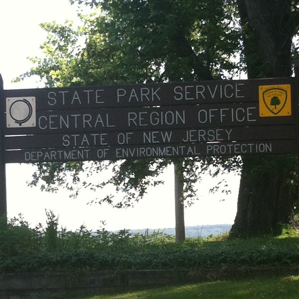 Central Region Office (NJ State Park Service) Annandale, NJ