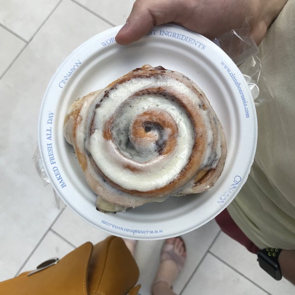 Cinnabon - Войковский - 44 tips