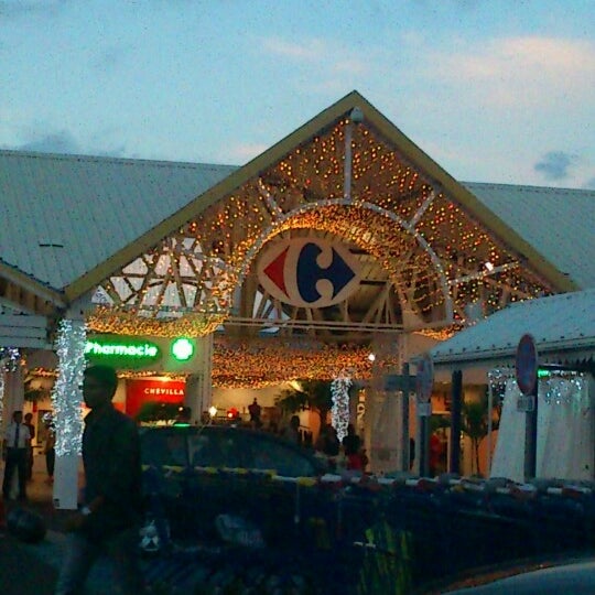 C.C Carrefour SainteClotilde, Saint Denis