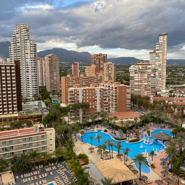 Hotel Sol Pelicanos Calle Gerona 45