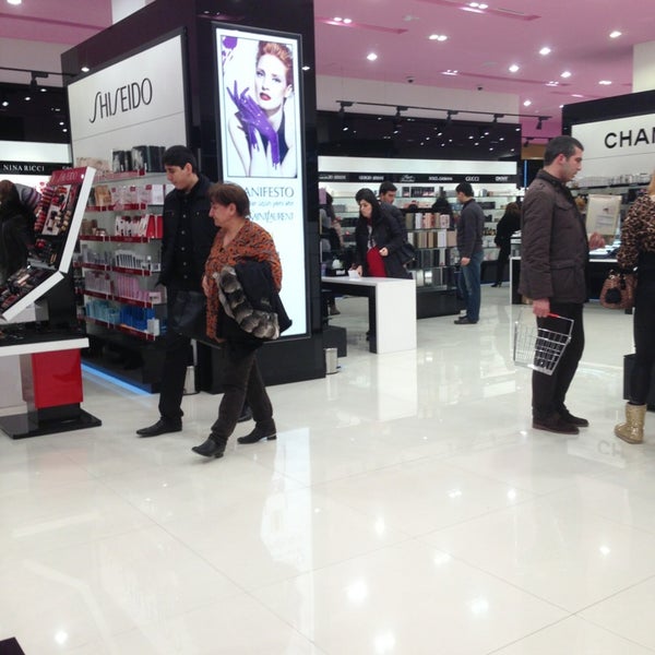 Магазин ideal в баку. Стаканы для воды идеал. Ideal ideal баку одноклассники. Ideal ideal баку одноклассники. Ideal косметика баку.