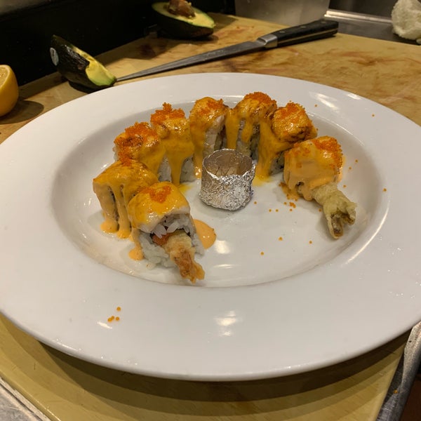 Photo taken at Blue Fin Sushi by Savio Y. on 2/23/2019