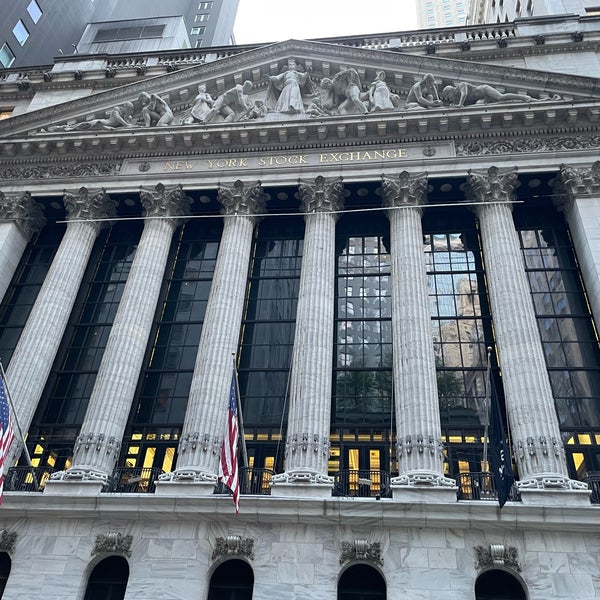 Foto tirada no(a) New York Stock Exchange por Saikiran P. em 7/25/2023