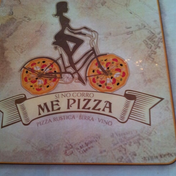 10/27/2013にYesenia O.がSi No Corro Me Pizzaで撮った写真
