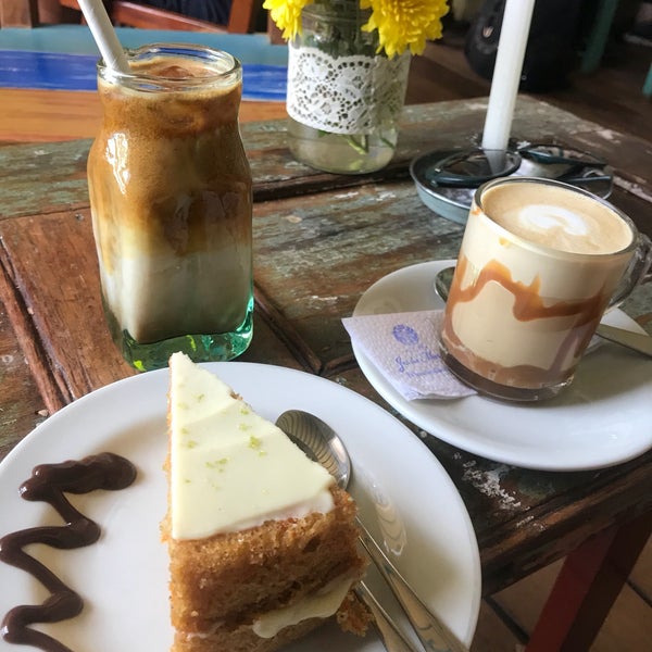8/23/2018 tarihinde Valérie D.ziyaretçi tarafından Café Jesús Martín'de çekilen fotoğraf