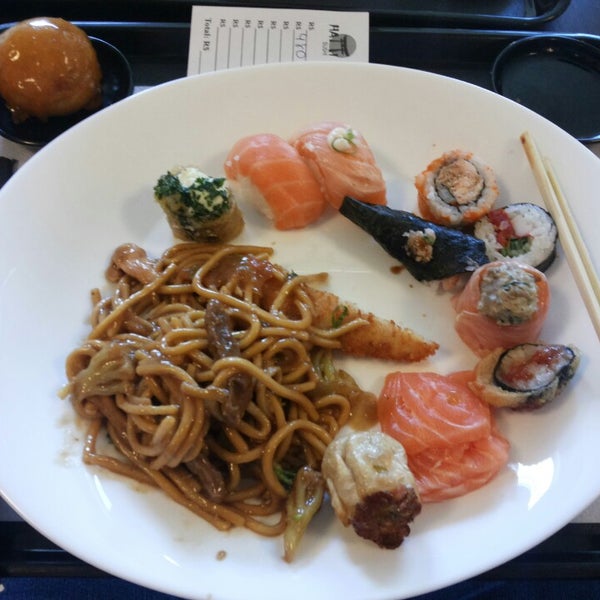 5/20/2014にRudolf G.がHatti Sushiで撮った写真