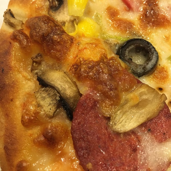 2/1/2023 tarihinde Özden S.ziyaretçi tarafından Tad Pizza &amp; Burger'de çekilen fotoğraf