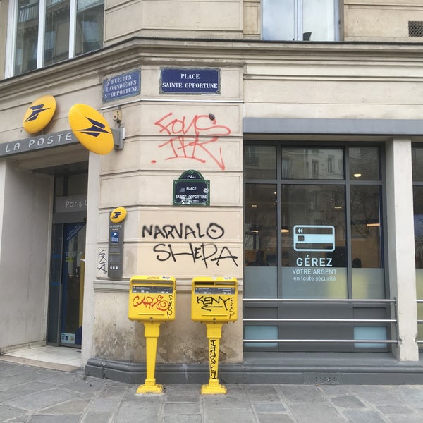 La Poste Post Office In Les Halles La Poste Post Office In Les Halles