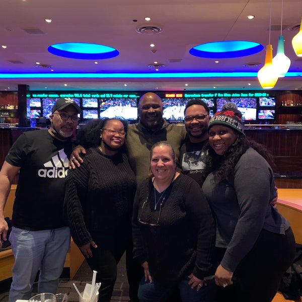Photo taken at Kings Dining &amp; Entertainment by Alonda S. on 1/23/2022