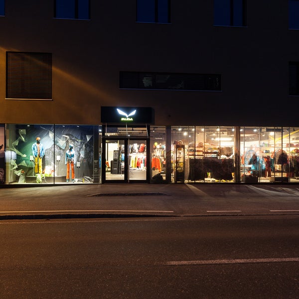 Photos At Salewa Mountainshop Saalfelden Outdoor Supply Store