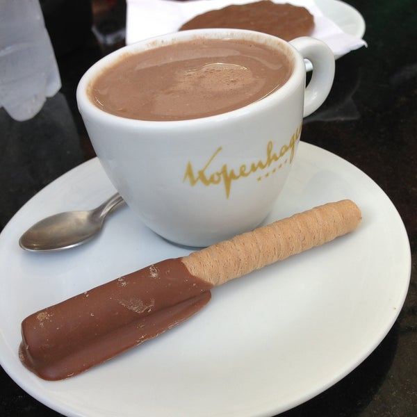 Kopenhagen - Café in Vl. Capivari